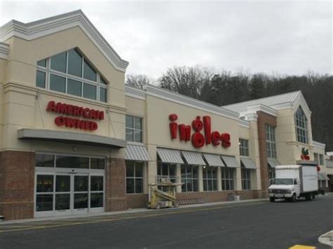 Ingles blue ridge ga - Nov 11, 2020 · Ingles Markets, Blue Ridge: See 82 unbiased reviews of Ingles Markets, rated 4.5 of 5 on Tripadvisor and ranked #24 of 87 restaurants in Blue Ridge. 